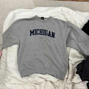 Nike Sweatshirt